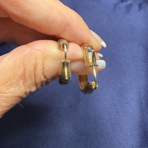 SOLD Hoop Earrings 925 Solid Sterling Silver with Gold Overlay - Picture 5 of 7